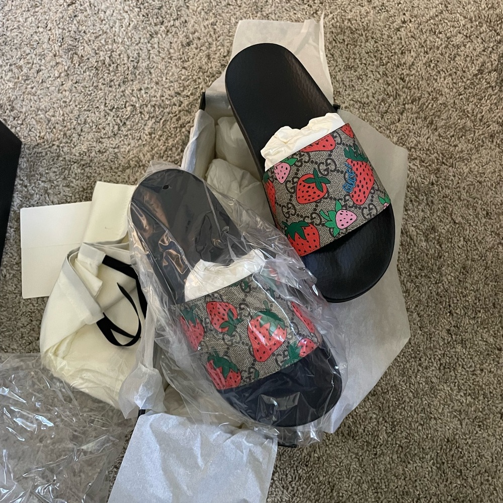 Gucci Slides